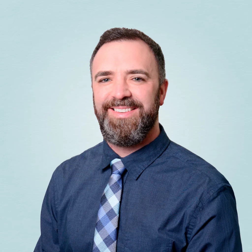 Dr. Kurt Peterson headshot